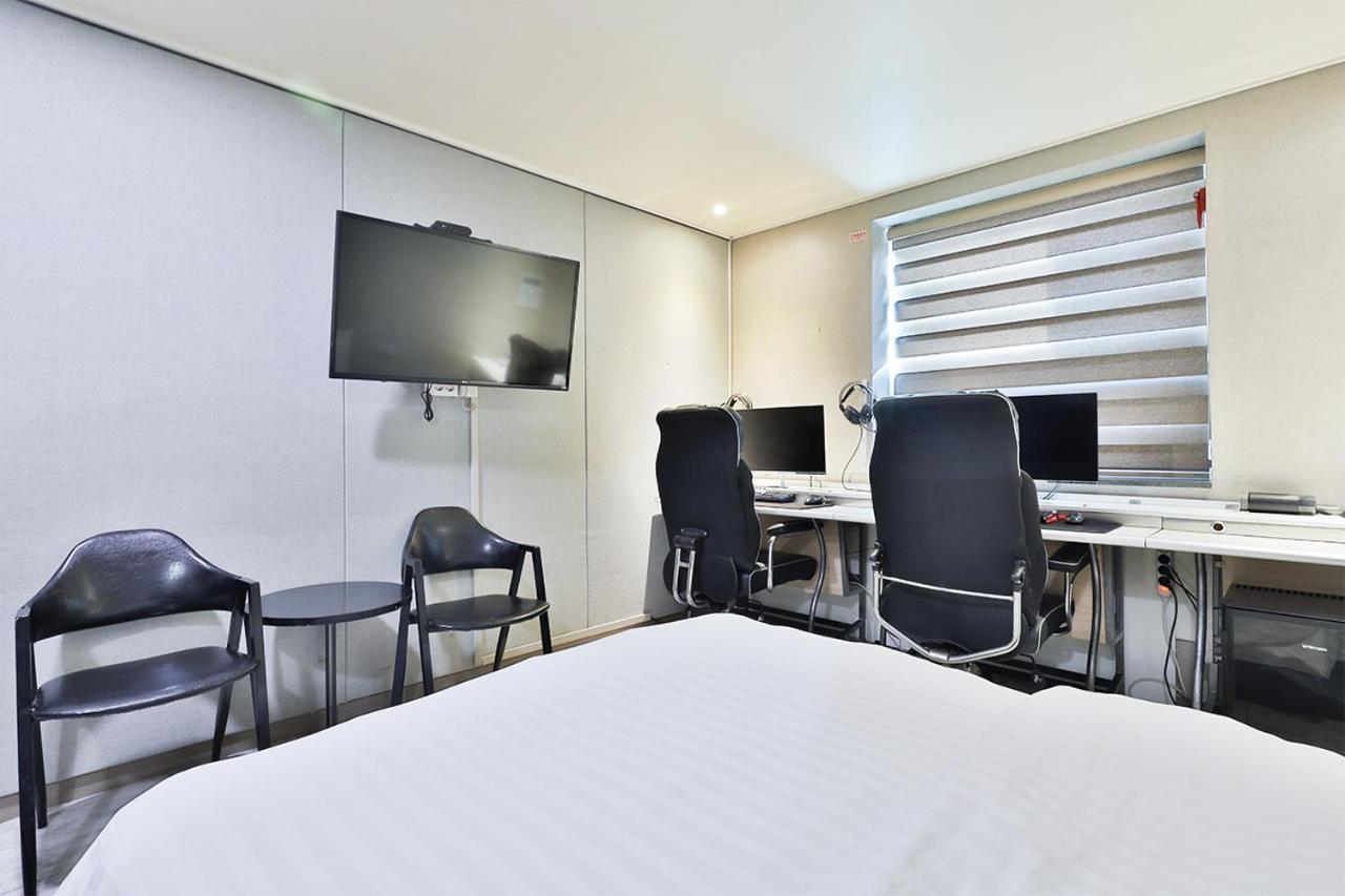 Seomyeon Ib Hotel Пусан Екстер'єр фото